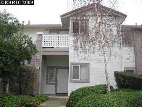 271 Florence Ct, Hercules, CA 94547 photo 1