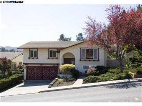 1021 Everglades Dr, Pacifica, CA 94044 photo 1