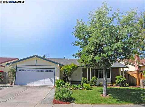 35211 Cornish Dr, Fremont, CA 94536 photo 1
