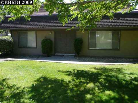800 Villa Ln, Moraga, CA 94556 photo 1