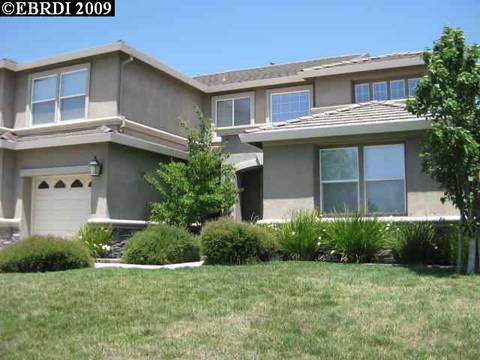 1026 Vineyard Dr, Oakley, CA 94561 photo 1