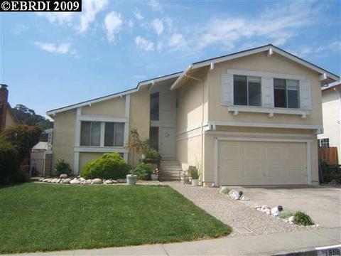1998 Galbreth Rd, Pinole, CA 94564 photo 1