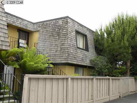 13995 Doolittle Dr, San Leandro, CA 94577 photo 1