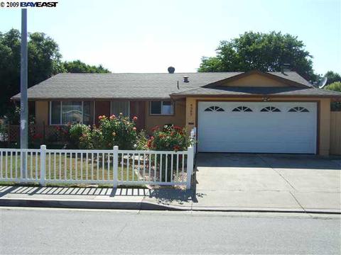 4387 Darwin Dr, Fremont, CA 94555 photo 1