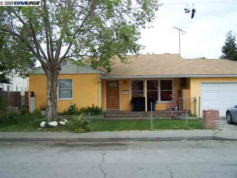 477 Harris Rd, Hayward, CA 94544 photo 1