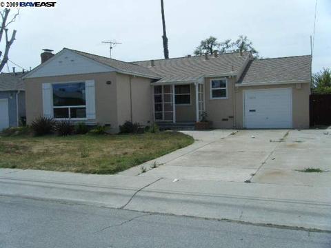 15217 Wiley St, San Leandro, CA 94579 photo 1