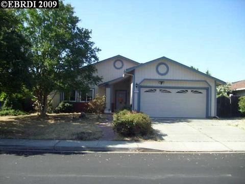 1711 Gateway Dr, Oakley, CA 94561 photo 1