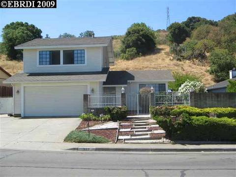 322 Falcon Way, Hercules, CA 94547 photo 1