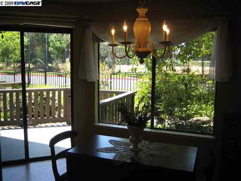 13743 Seagate Dr, San Leandro, CA 94577 photo 1