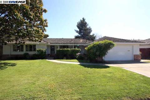 38655 Beloit St, Fremont, CA 94536 photo 1