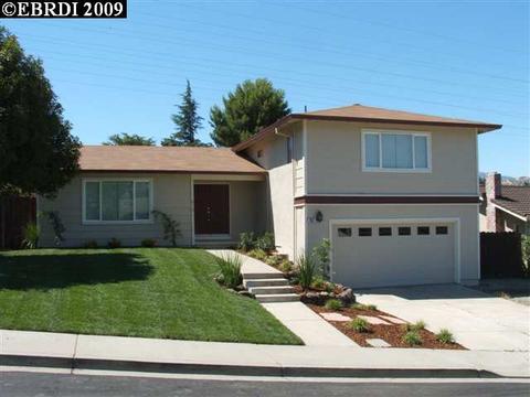 813 Gloucester St, Antioch, CA 94509 photo 1