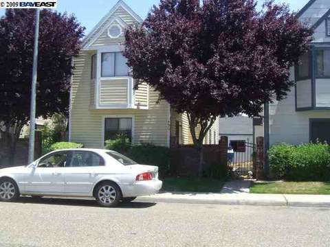 450 Benjamin Pl, Manteca, CA 95337 photo 1