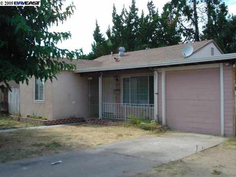 627 Merle Ln, Manteca, CA 95336 photo 1
