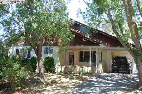 864 Palou St, Vallejo, CA 94591 photo 1