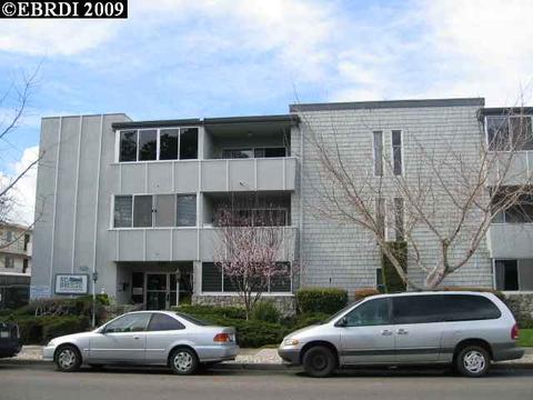 325 Kitty Hawk Rd Unit, Alameda, CA 94501 photo 1