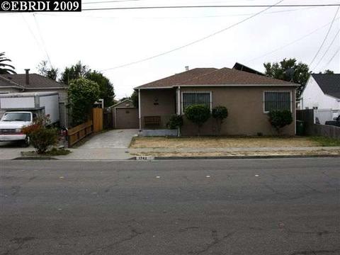 1742 Lincoln Ave, Richmond, CA 94801 photo 1