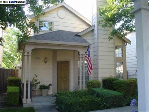 6325 Potrero Dr, Newark, CA 94560 photo 1