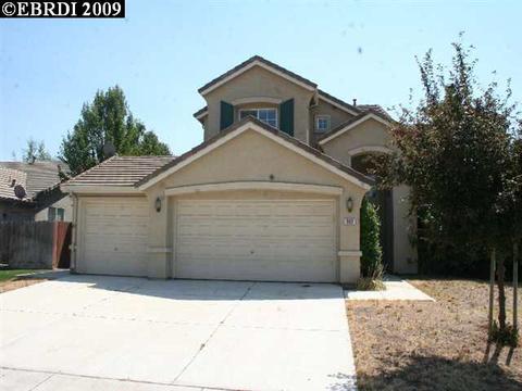 2622 W Elm, Lodi, CA 95242 photo 1