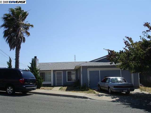 706 La Canyada Dr, Vallejo, CA 94591 photo 1