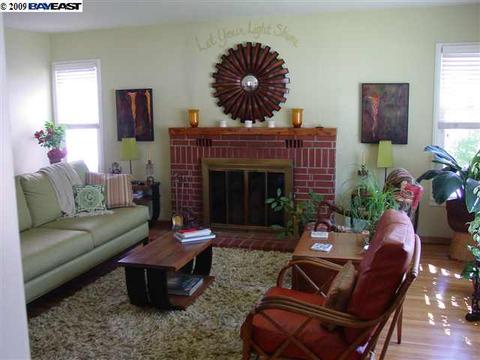 2240 Castro St, Martinez, CA 94553 photo 1