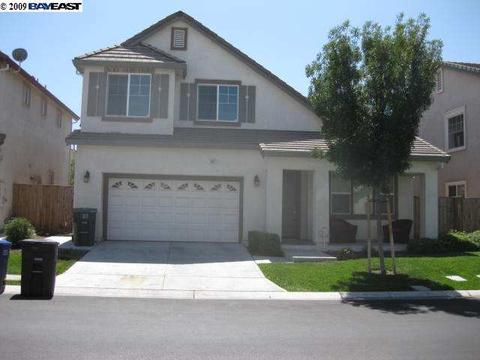 367 Foxglove St, Pittsburg, CA 94565 photo 1