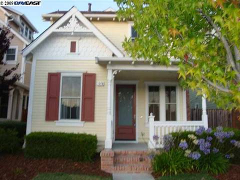 1048 Avocet Dr, Hercules, CA 94547 photo 1