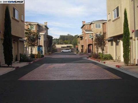 732 Oneil Cmns, Hayward, CA 94544 photo 1