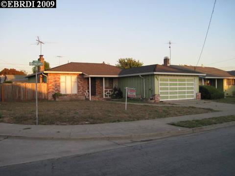 854 Crespi Dr, San Leandro, CA 94578 photo 1