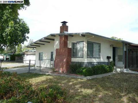 200 Roswell Dr, Milpitas, CA 95035 photo 1