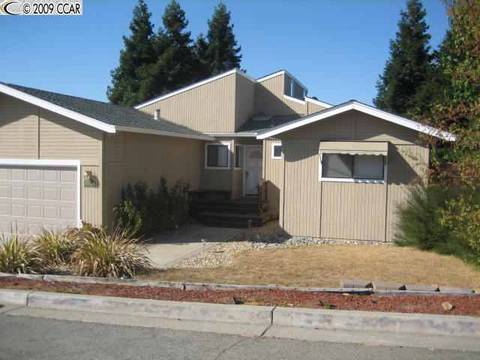 425 Ridgewood Dr, Martinez, CA 94553 photo 1
