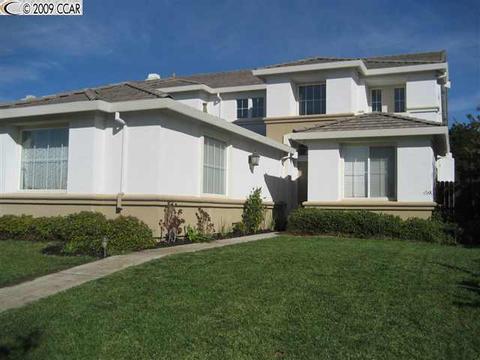 1050 Vineyard Dr, Oakley, CA 94561 photo 1