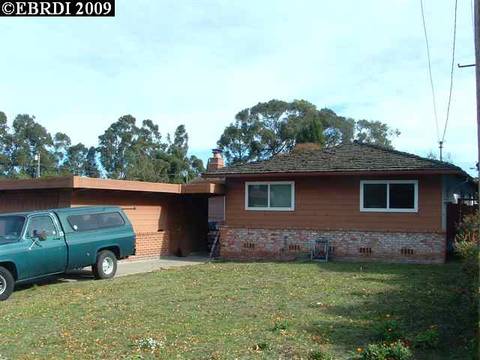 385 Summit Dr, Pinole, CA 94564 photo 1