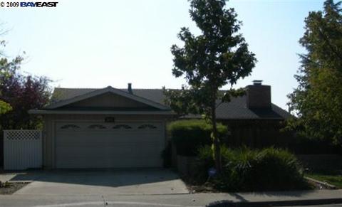 871 Hazel St, Livermore, CA 94550 photo 1