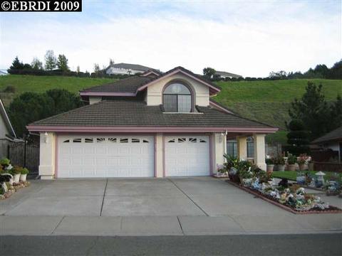 1296 Turquoise Dr, Hercules, CA 94547 photo 1