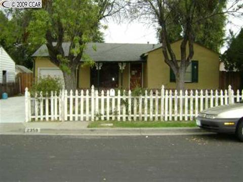 2359 Crescent Dr, Concord, CA 94520 photo 1