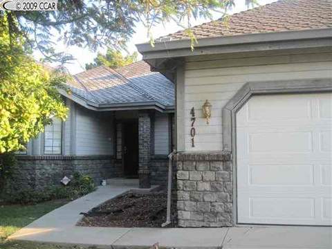 4701 Hakimi Ct, Concord, CA 94521 photo 1
