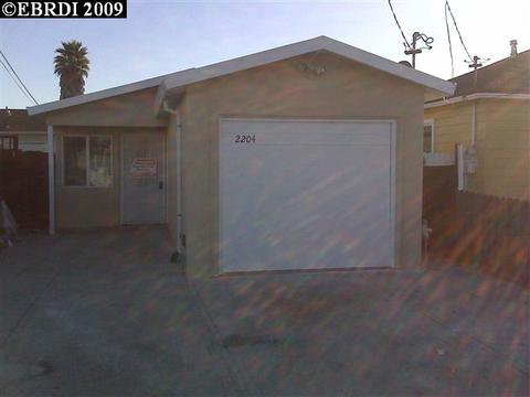 2204 Hellings Ave, Richmond, CA 94801 photo 1