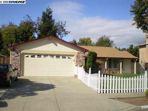 5967 Sunrose Ave, Newark, CA 94560 photo 1