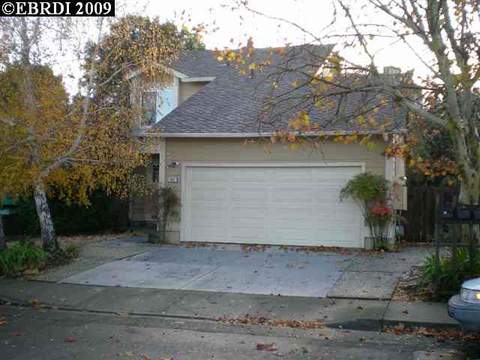295 Brighton St, Hercules, CA 94547 photo 1