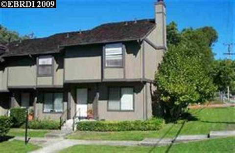 2960 Estates Ave, Pinole, CA 94564 photo 1