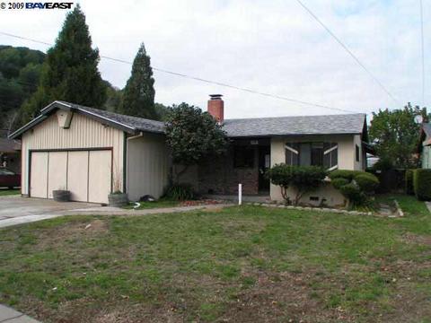 2311 Simas Ave, Pinole, CA 94564 photo 1