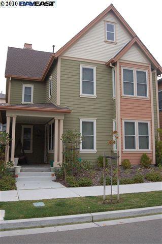 2084 Drake Ln, Hercules, CA 94547 photo 1