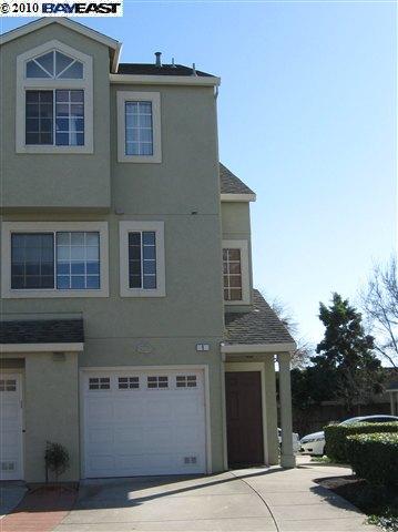 1 Crystal Gate Cmn, Hayward, CA 94544 photo 1