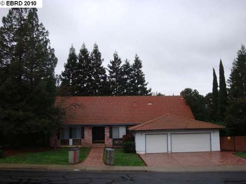1085 Jamie Dr, Concord, CA 94518 photo 1