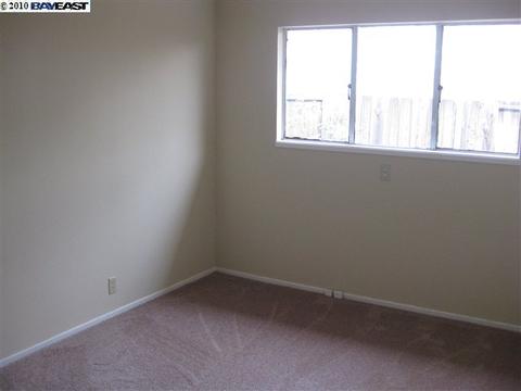 628 Jensen St, Livermore, CA 94550 photo 1