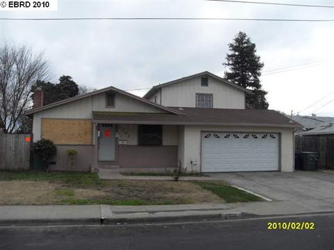 2201 Grovenor Ln, Concord, CA 94520 photo 1