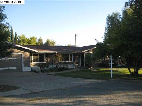 4951 Myrtle Dr, Concord, CA 94521 photo 1
