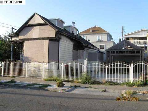 2350 E 16th St, Oakland, CA 94601 photo 1