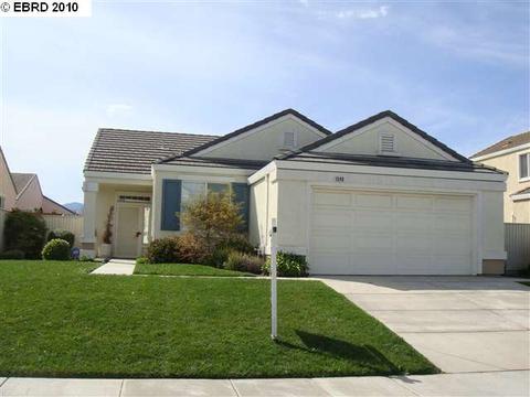1349 Emerson Dr, Pittsburg, CA 94565 photo 1