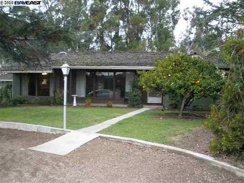 5118 Jensen Rd, Castro Valley, CA 94552 photo 1